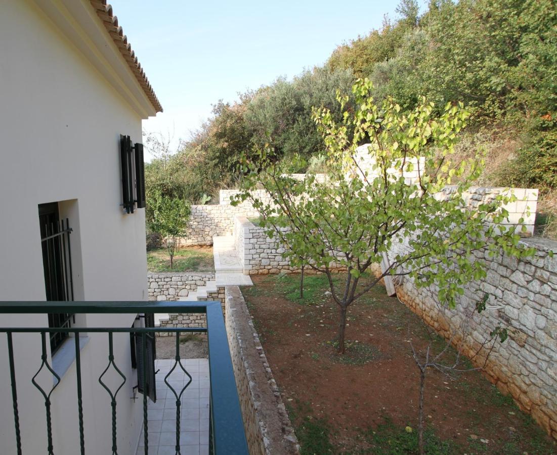Kiparissia Castle & Sea View Дом отдыха *